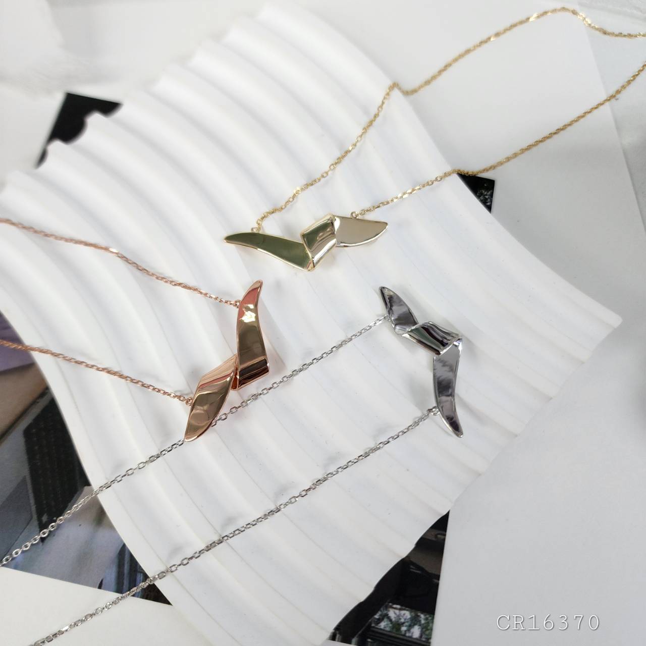 Gold-Plated Sterling Silver Minimalistic Necklace
