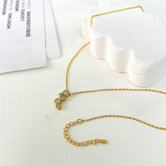 Elegant Round Cut Gold Plated Silver Necklace With White CZ Size